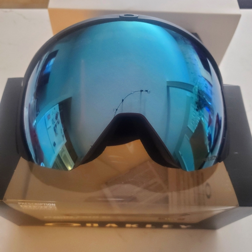 Oakley Flight Path XL